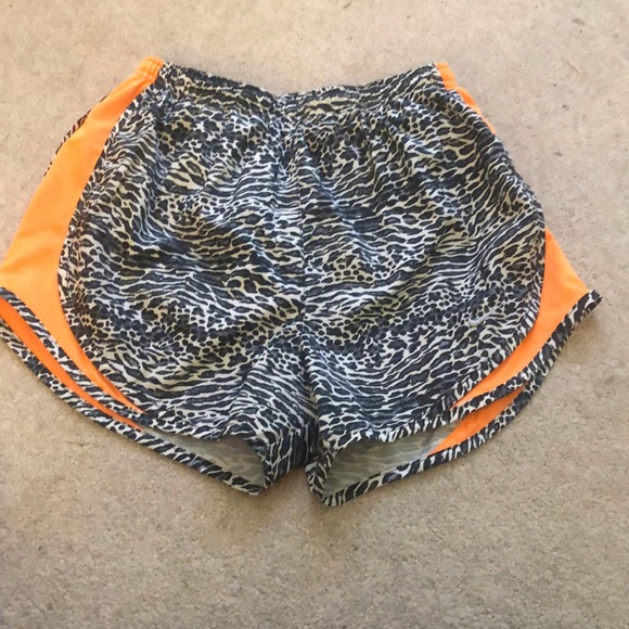 NIKE dri-fit running shorts, size S, EUC - Picture 2 of 7